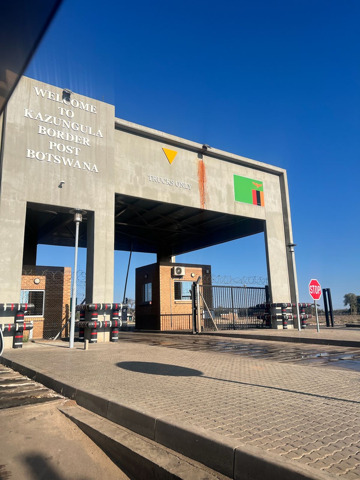 The Kazungula border post into Botswana under a clear blue sky